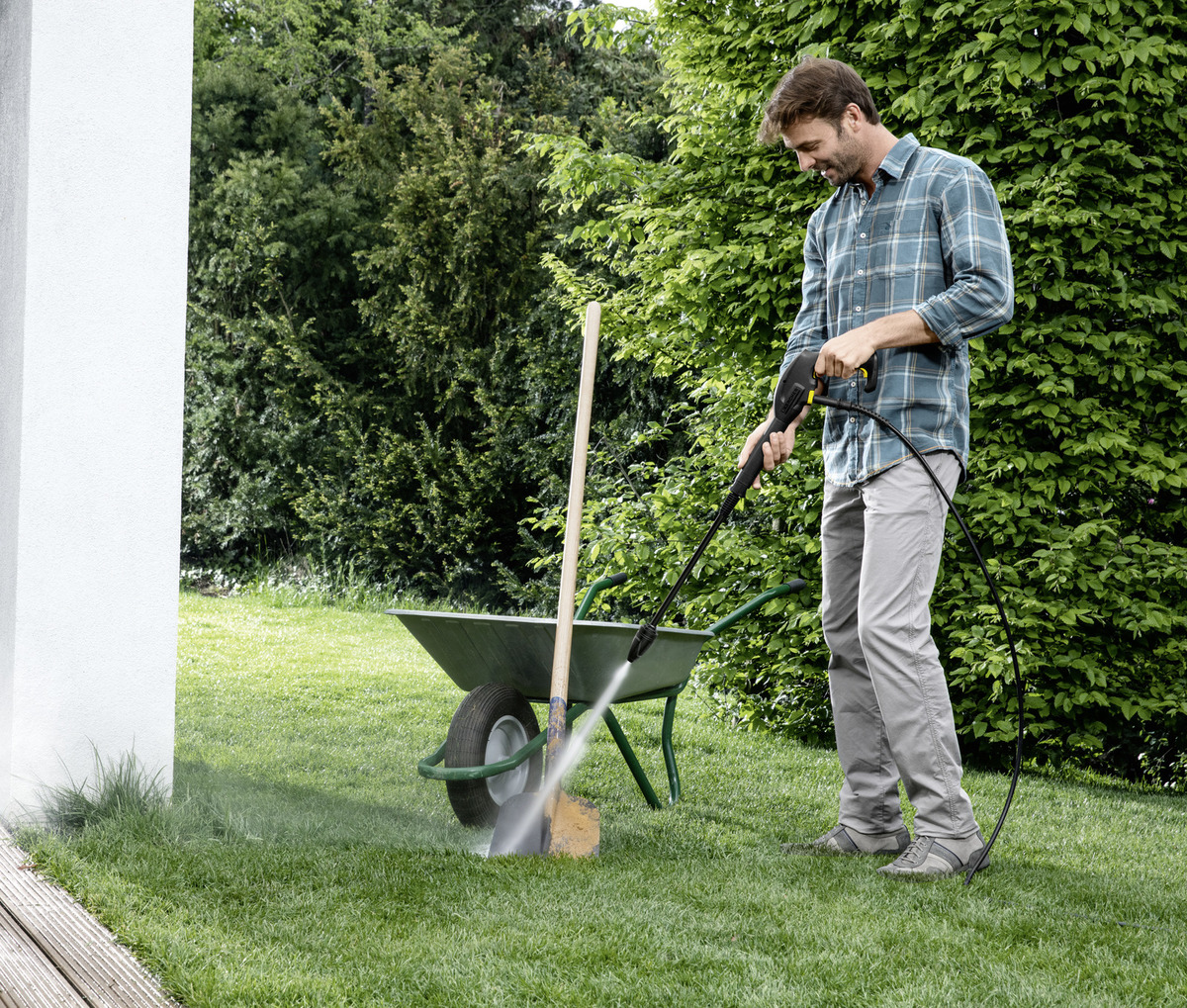 KOMPRESORSKI CISTAC KARCHER K 2 UNIVERSAL - Слика 3